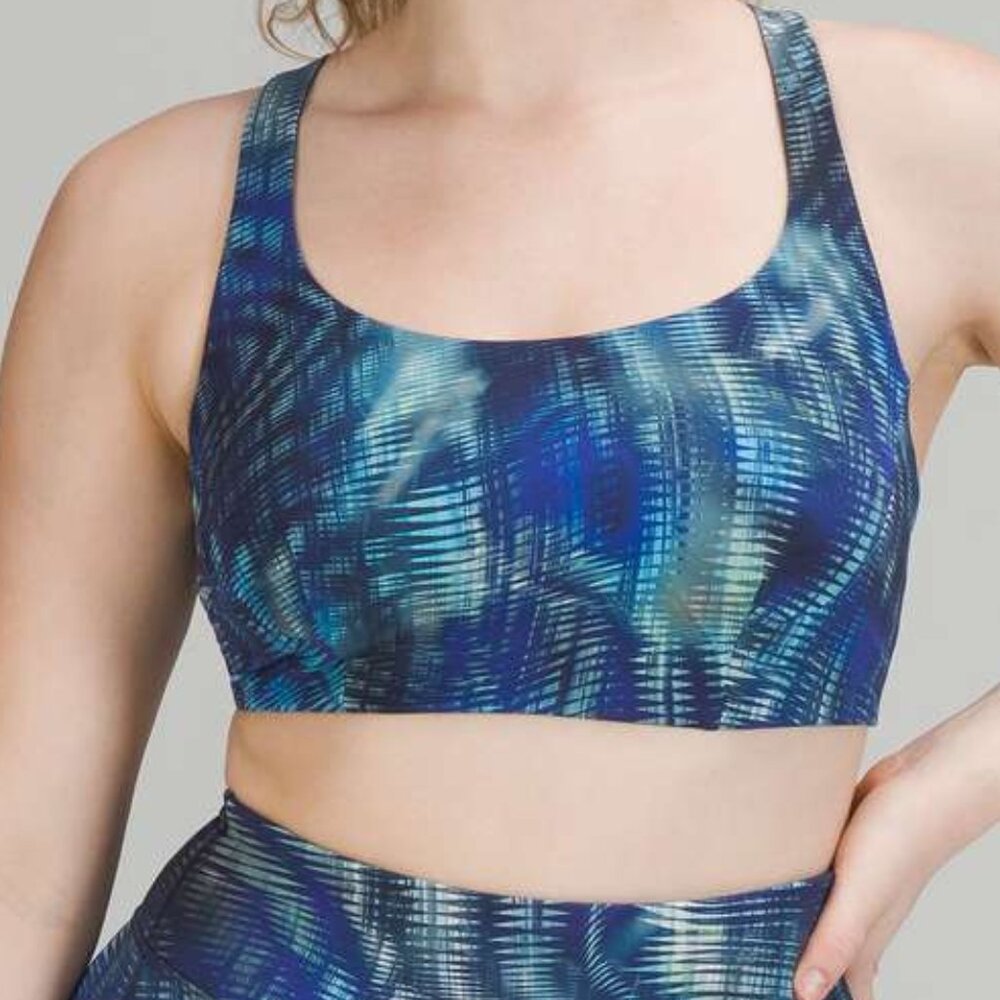 EUC Lululemon Wunder Train Bra *Medium Support C/D Cup Flux Blue Multi | Size 6